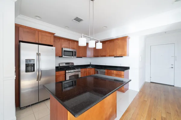 $3,950 | 85 Maple Street, Unit 3K, Weehawken, NJ 07086