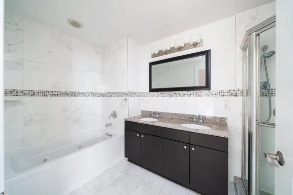 $3,950 | 85 Maple Street, Unit 3K, Weehawken, NJ 07086
