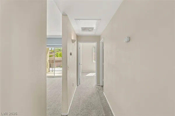 $1,595 | 2900 Sunridge Heights Parkway, Unit 822, Henderson, NV 89052