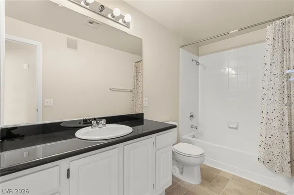 $1,595 | 2900 Sunridge Heights Parkway, Unit 822, Henderson, NV 89052