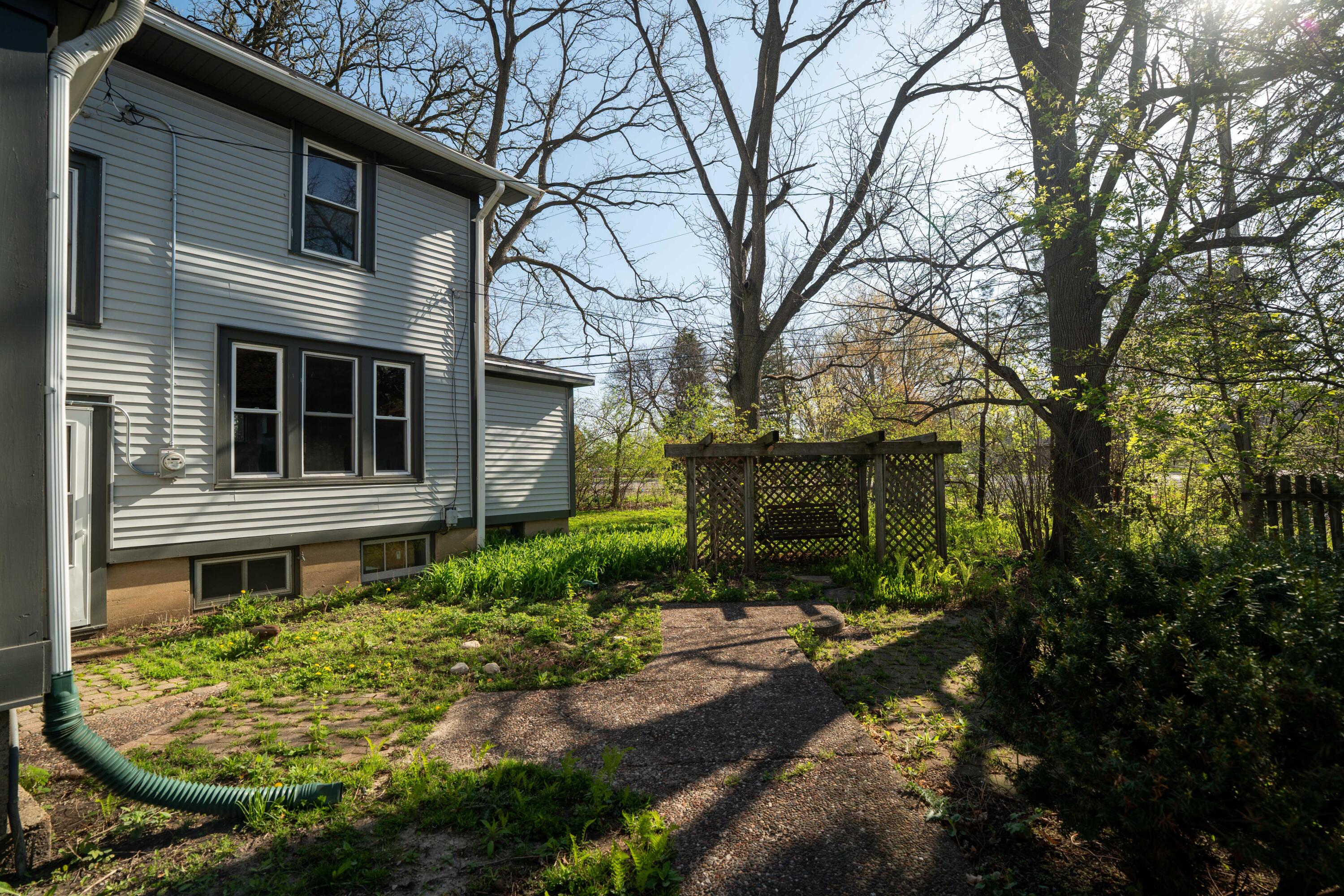 2221 Highway 83 Delafield, WI 53029 - Photo 35 of 46 DSC01465