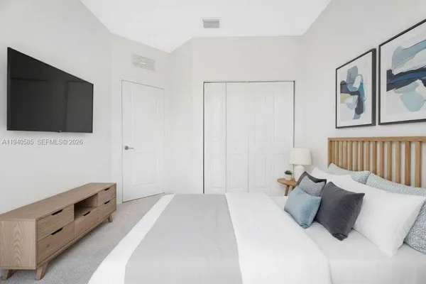 $3,400 | 15955 Southwest 2nd Street, Unit 15955, Pembroke Pines, FL 33027