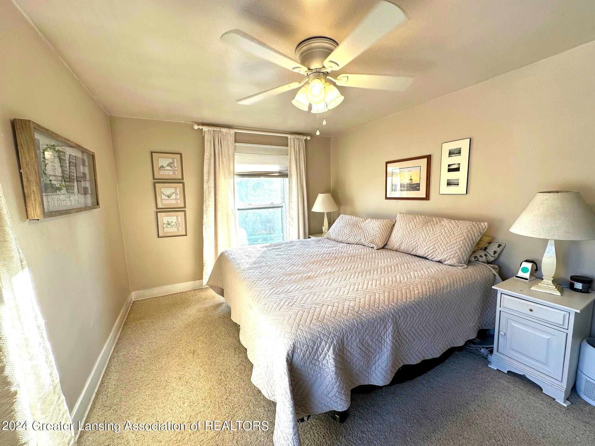 2221 Strathmore Road Lansing, MI 48910 - Photo 19 of 27 IMG_5565