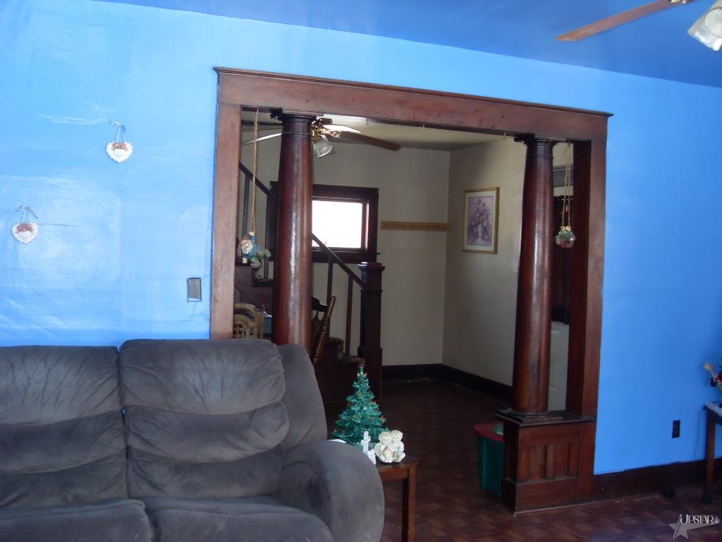 1408 S Road Garrett, IN 46738 - Photo 4 of 13 Gallery Image 4