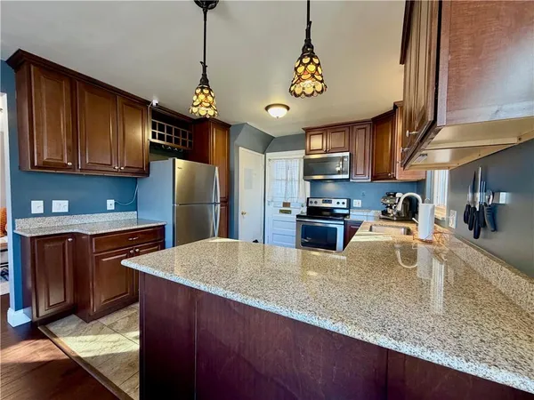 $2,300 | 1130 McCabe Street, Pittsburgh, PA 15201