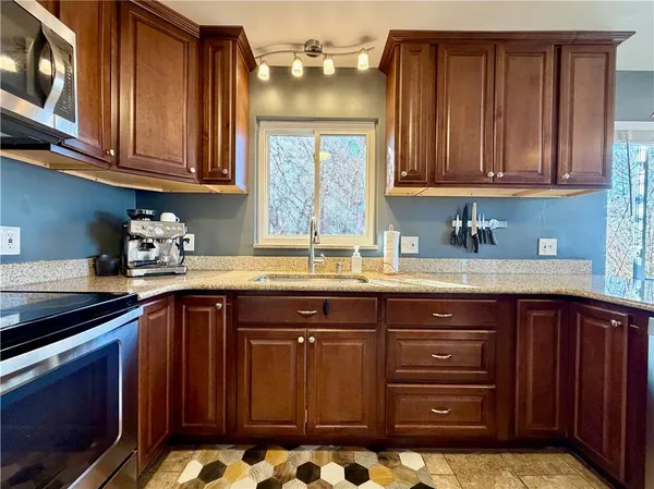 $2,300 | 1130 McCabe Street, Pittsburgh, PA 15201