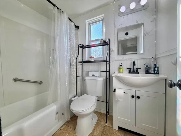 $2,300 | 1130 McCabe Street, Pittsburgh, PA 15201