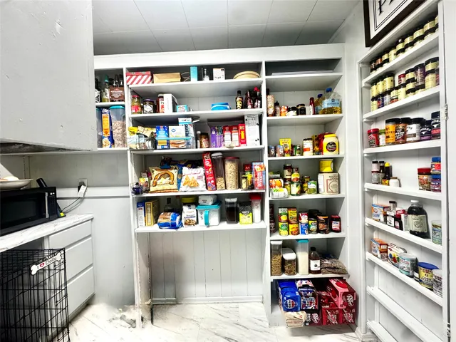 $258,500 | 1029 Vine Drive, Angleton, TX 77515