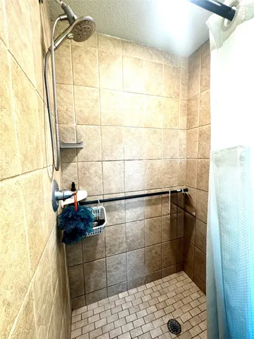 $258,500 | 1029 Vine Drive, Angleton, TX 77515