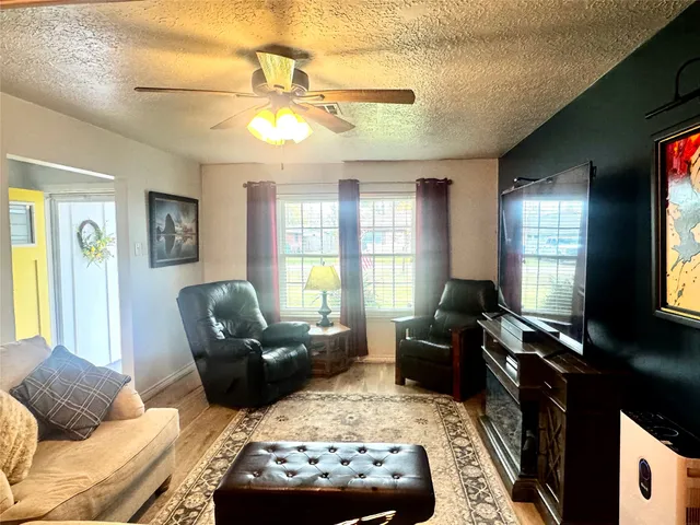 $258,500 | 1029 Vine Drive, Angleton, TX 77515