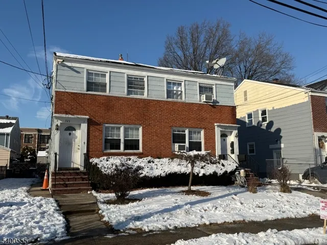 $1,655 | 719 Thomas Street, Unit 2R, Elizabeth, NJ 07202