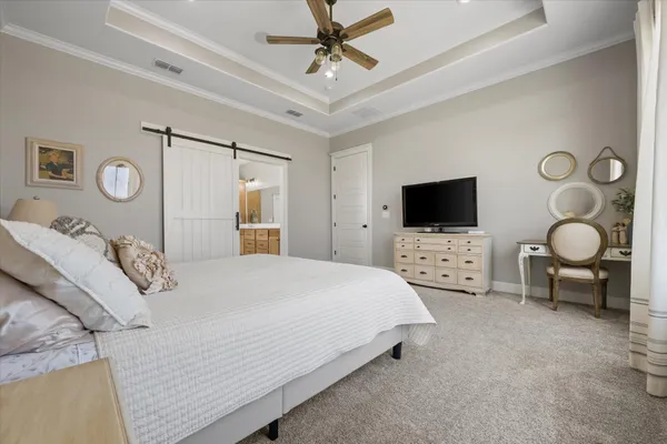 a view of utility room with washer and dryer