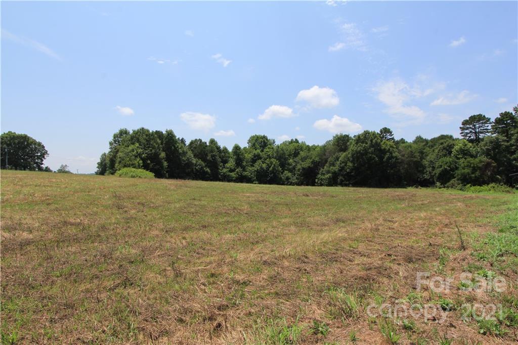 8 Patterson Farm Road, Unit 8 Mooresville, NC 28115 - Photo 2 of 3 Gallery Image 2
