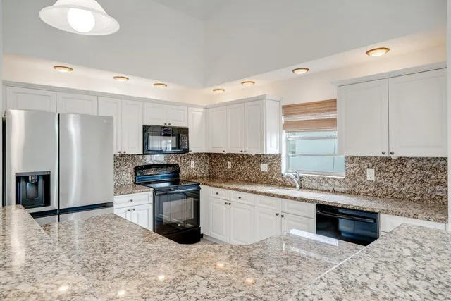 $324,900 | 3962 Dafilee Circle, West Palm Beach, FL 33417