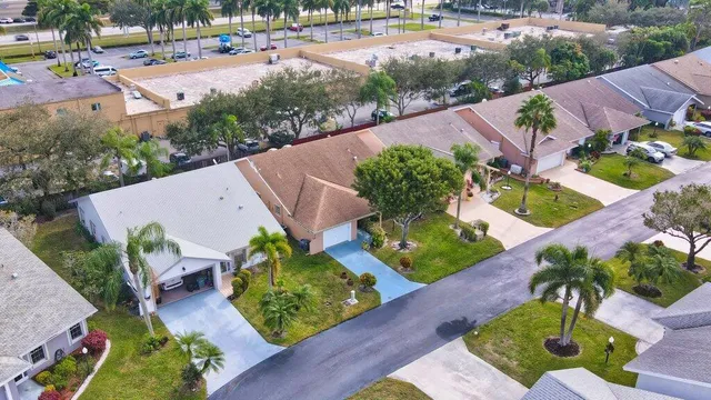 $324,900 | 3962 Dafilee Circle, West Palm Beach, FL 33417