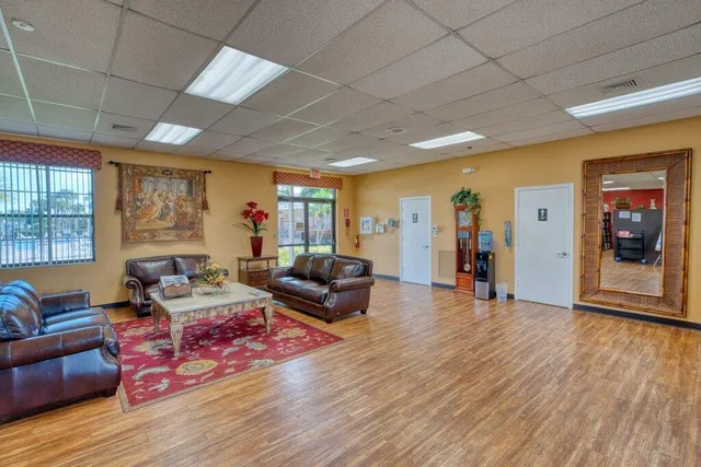 $324,900 | 3962 Dafilee Circle, West Palm Beach, FL 33417