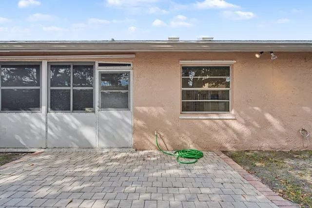$324,900 | 3962 Dafilee Circle, West Palm Beach, FL 33417