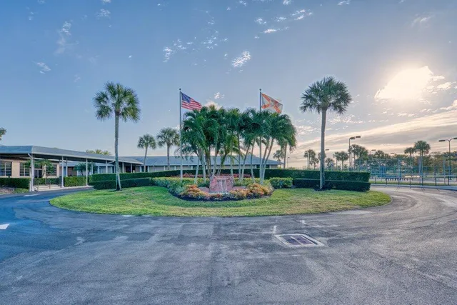 $324,900 | 3962 Dafilee Circle, West Palm Beach, FL 33417