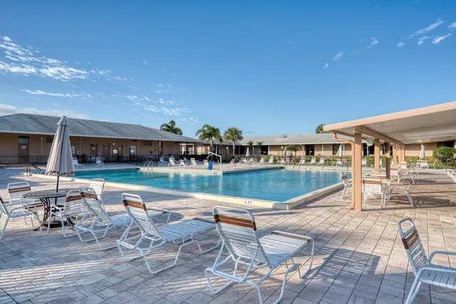 $324,900 | 3962 Dafilee Circle, West Palm Beach, FL 33417