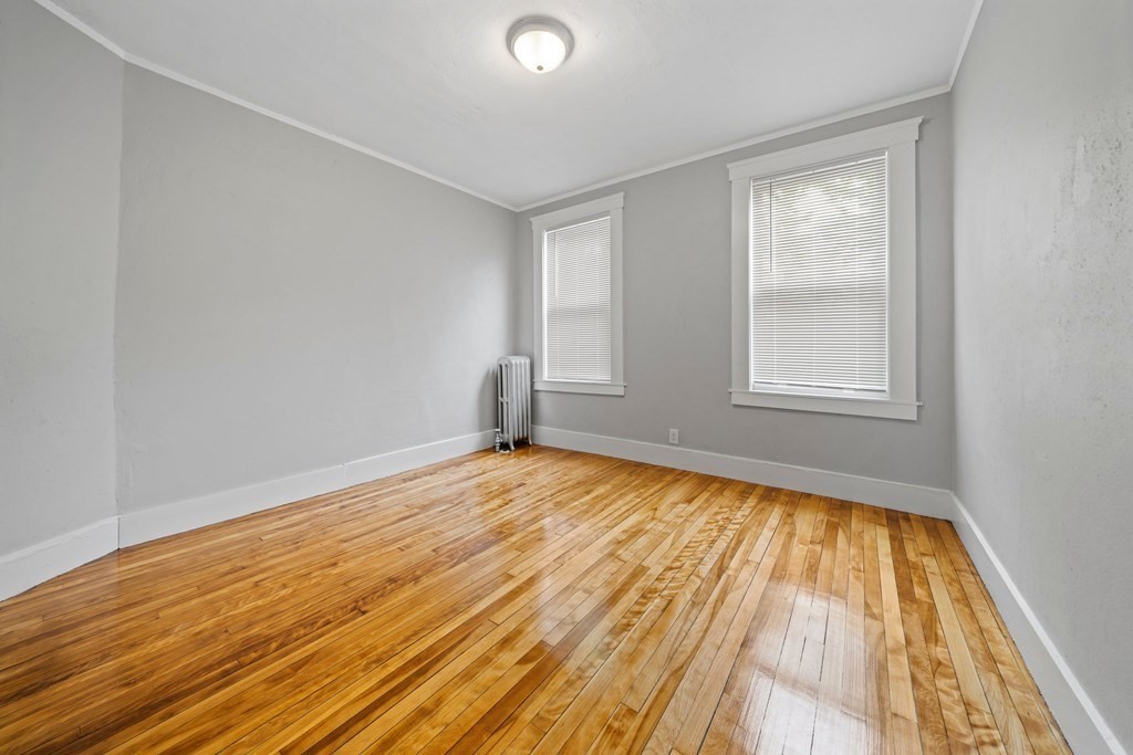 31 Hitchcock Road Worcester, MA 01603 - Photo 11 of 42 Gallery Image 11