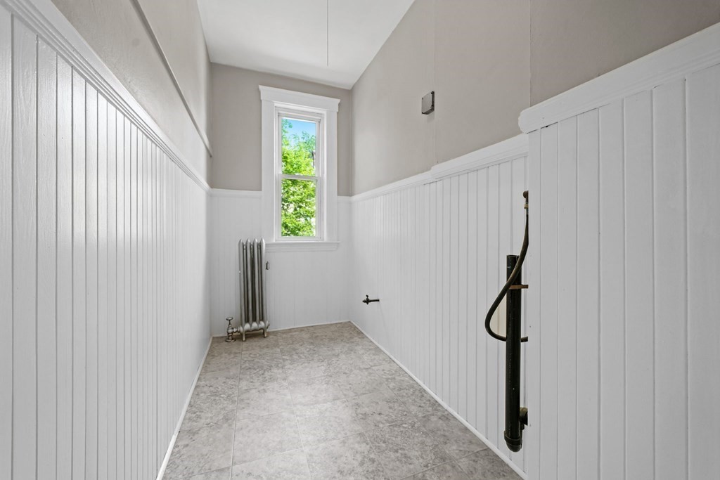 31 Hitchcock Road Worcester, MA 01603 - Photo 12 of 42 Gallery Image 12
