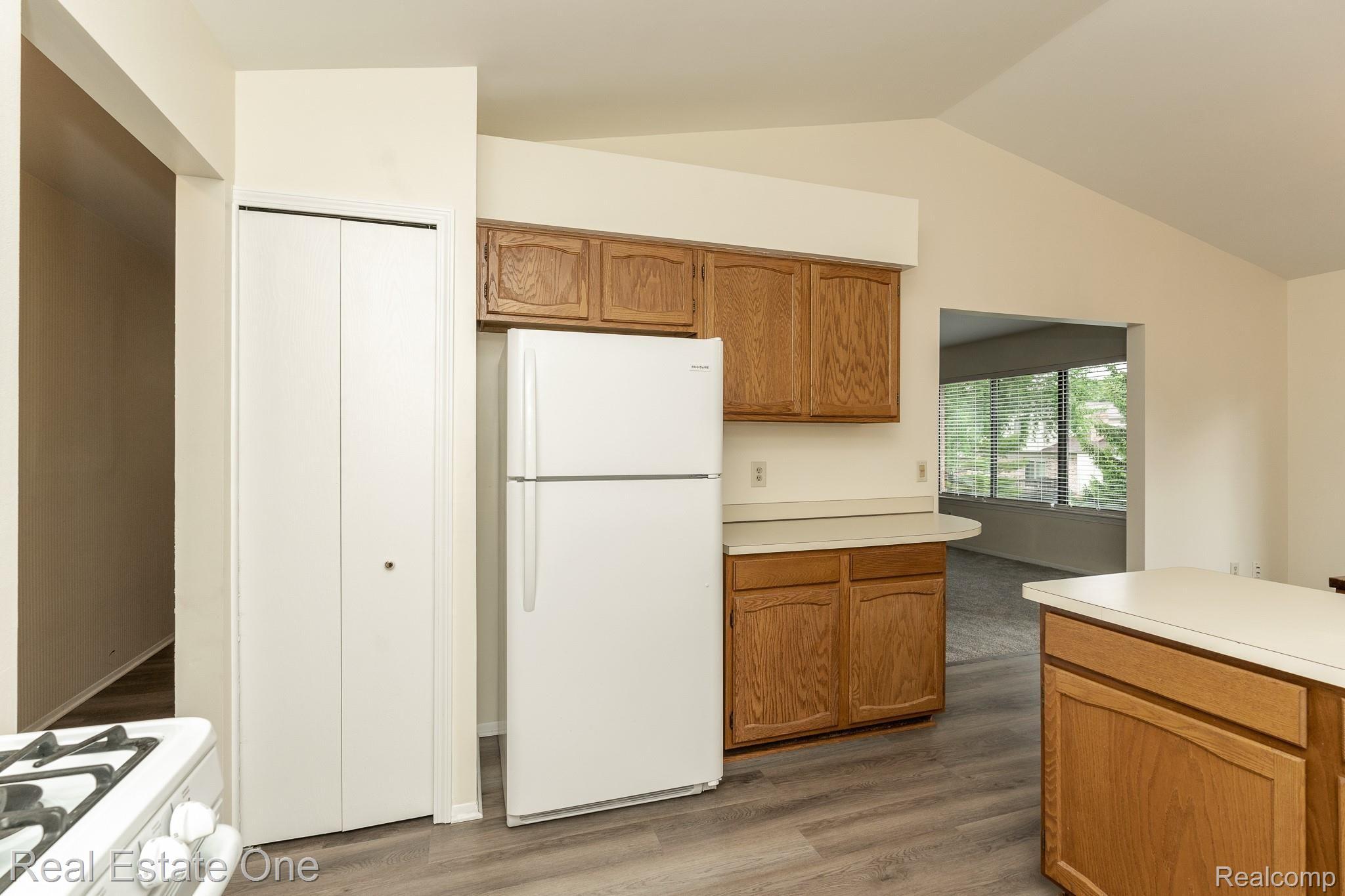 267 Slade Court Rochester, MI 48307 - Photo 18 of 25 Slade MLS-W026.jpg