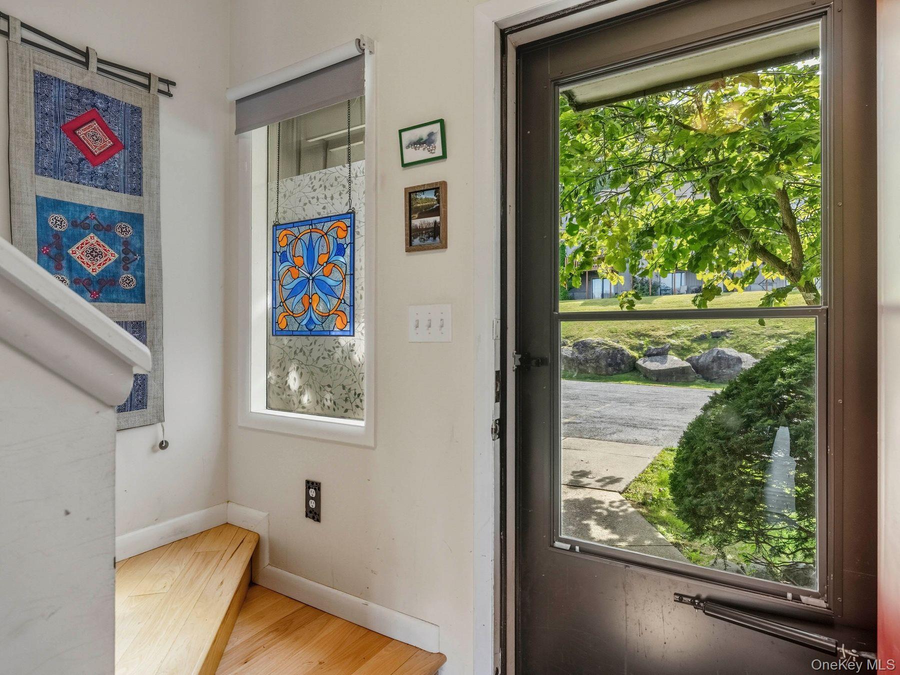 47 Rondout Harbor Port Ewen, NY 12466 - Photo 4 of 50 Gallery Image 4