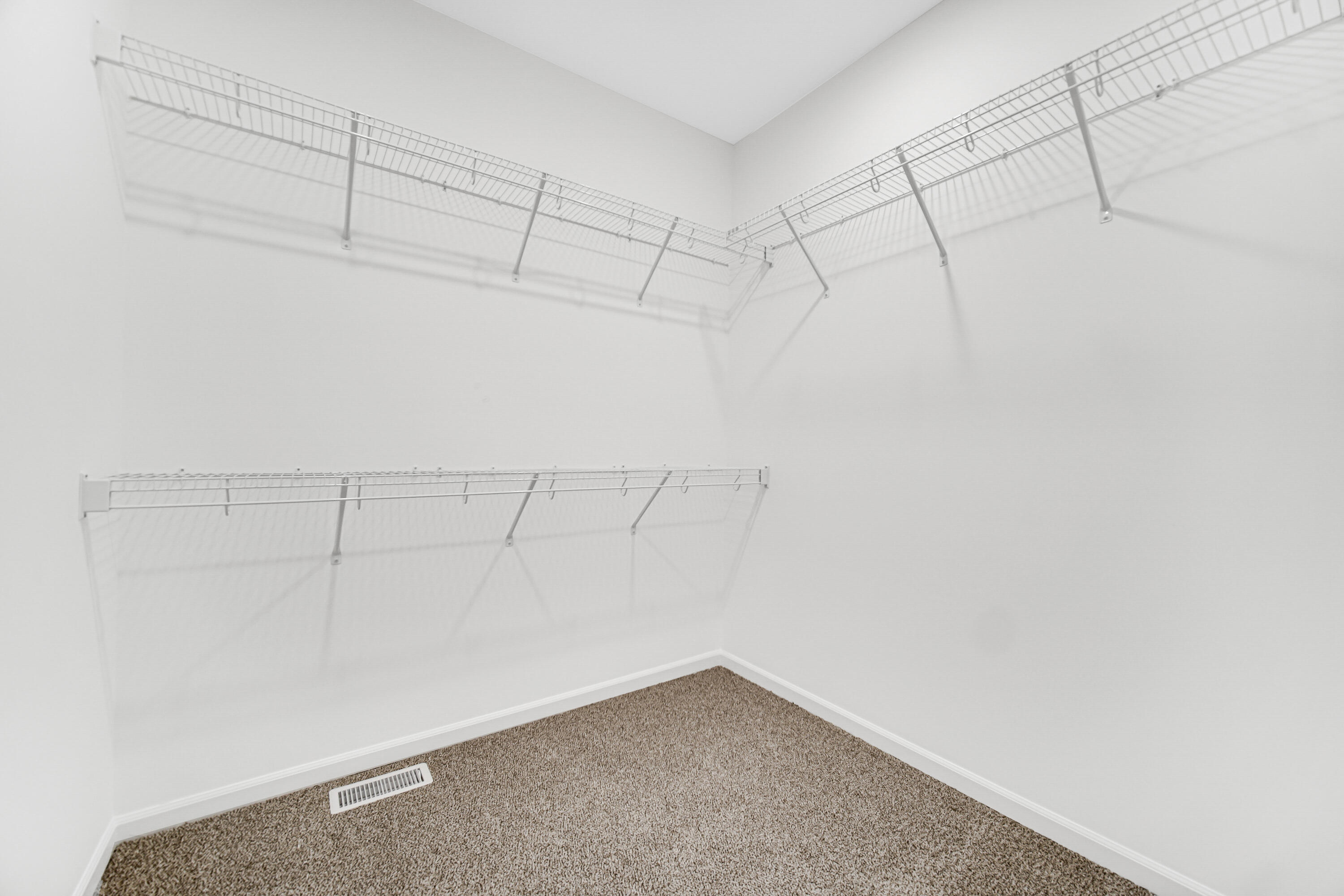 703 Druim Trail Crown Point, IN 46307 - Photo 14 of 21 3000x2000
