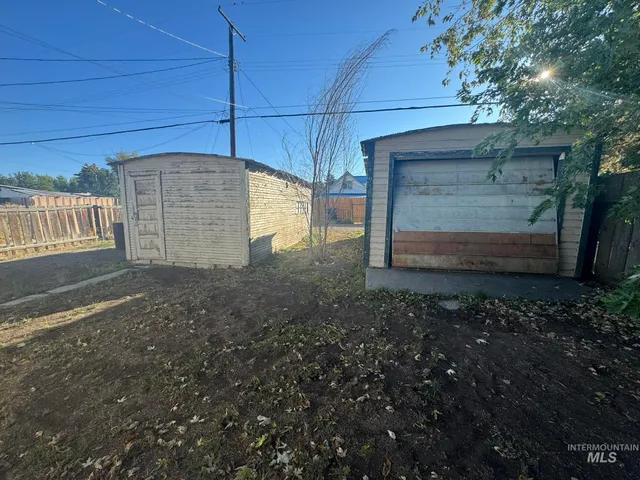 $225,000 | 518 Montana Street, Gooding, ID 83330