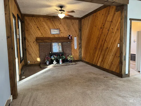 $145,000 | 518 Montana Street, Gooding, ID 83330