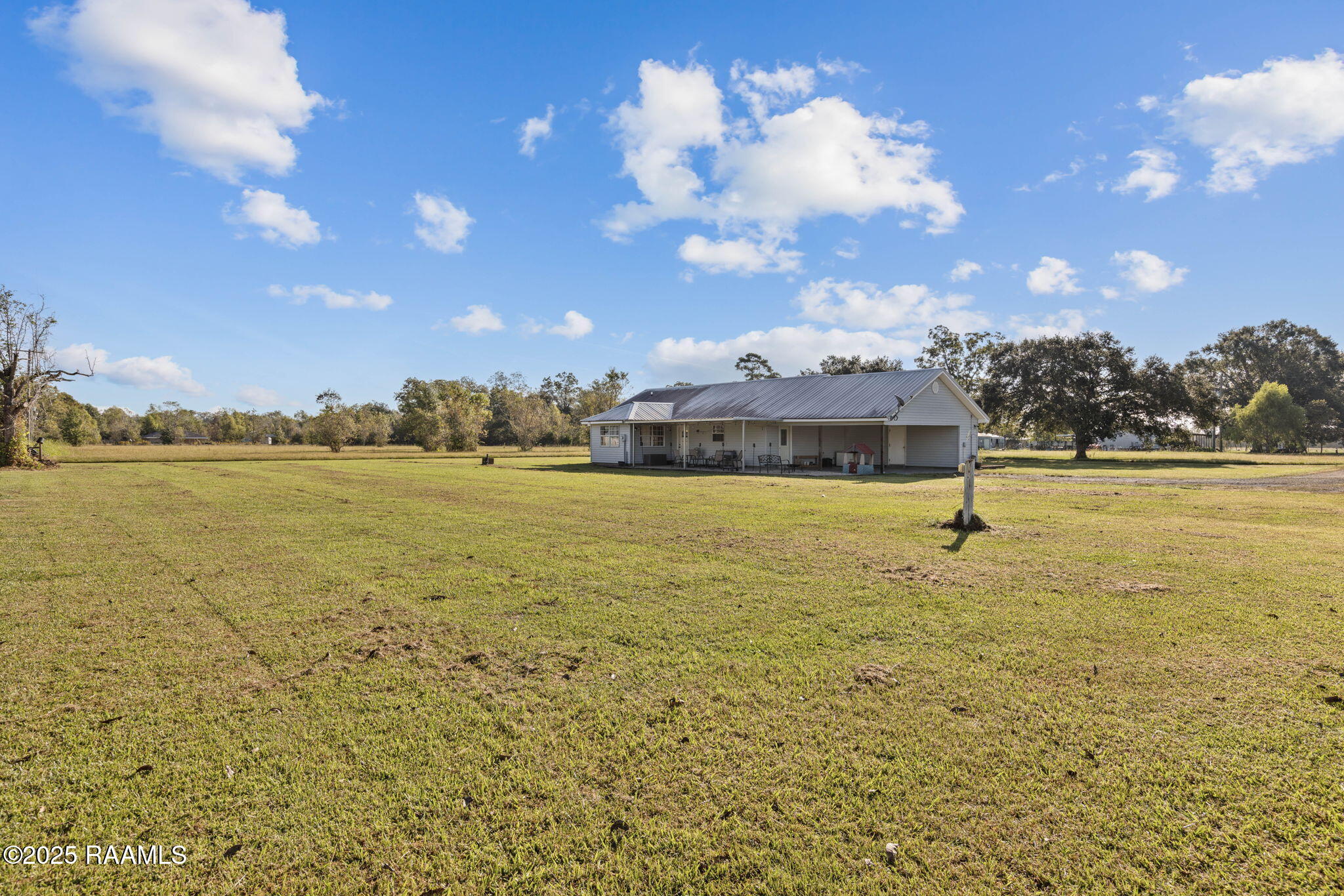 1239 A Barras Road St. Martinville, LA 70582 - Photo 22 of 32 24-web-or-mls-1239A Barras Rd-24