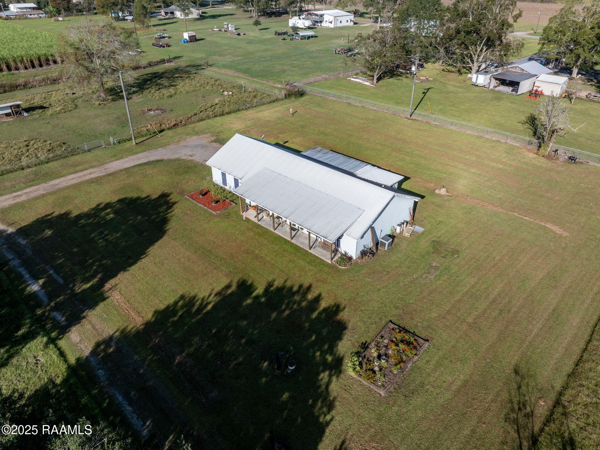 1239 A Barras Road St. Martinville, LA 70582 - Photo 26 of 32 27-web-or-mls-DJI_20251023222229_0800_D