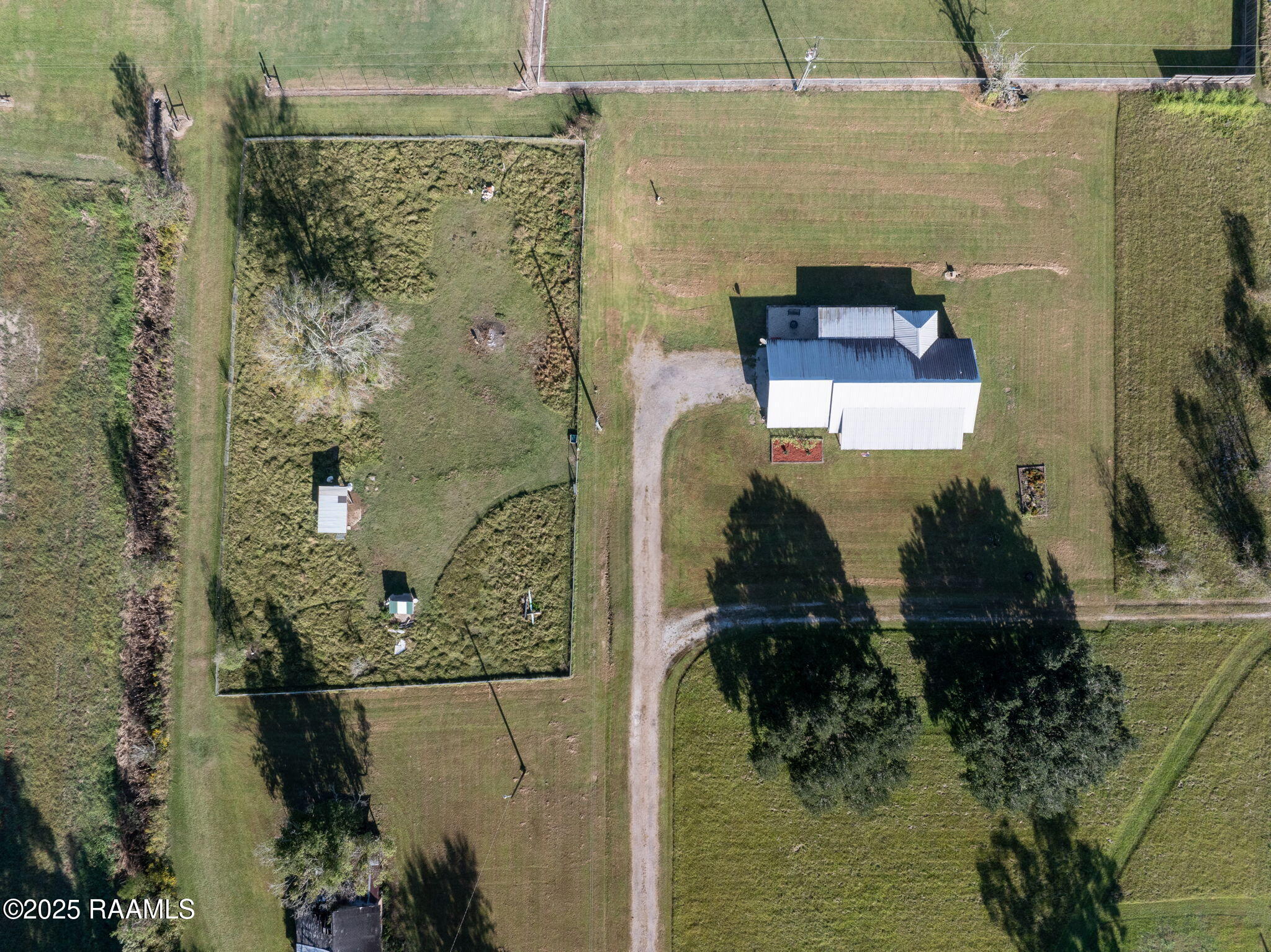1239 A Barras Road St. Martinville, LA 70582 - Photo 27 of 32 28-web-or-mls-DJI_20251023222343_0802_D