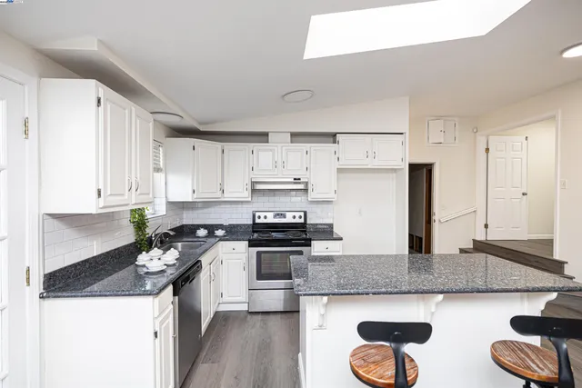 $928,000 | 1722 Eveleth Avenue, San Leandro, CA 94577