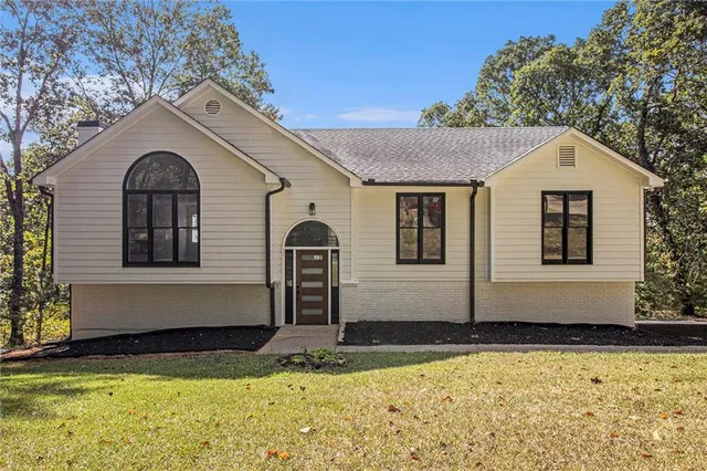 $366,000 | 29 Greenwood Drive Southwest, Cartersville, GA 30120