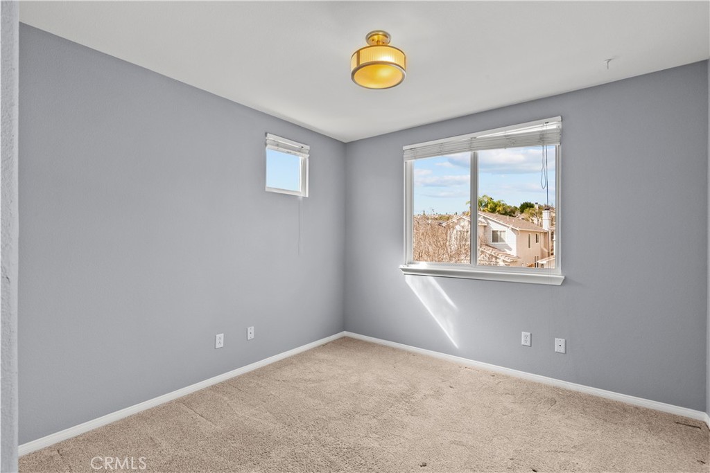 25558 Fitzgerald Avenue Stevenson Ranch, CA 91381 - Photo 40 of 55 an empty room with a window