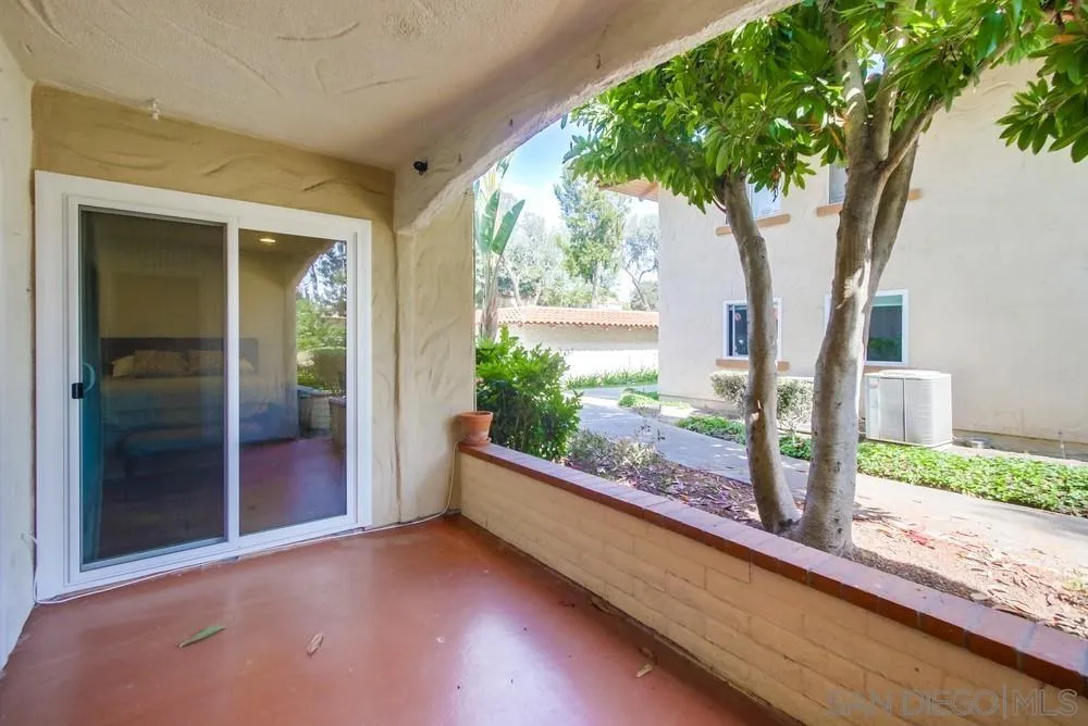 6019 Rancho Mission Road, Unit 101 San Diego, CA 92108 - Photo 25 of 48 Gallery Image 25