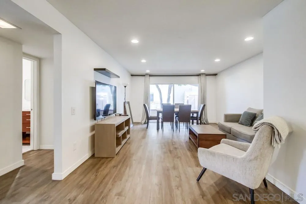 6019 Rancho Mission Road, Unit 101 San Diego, CA 92108 - Photo 4 of 48 Gallery Image 4