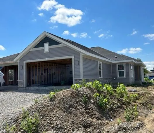 $396,900 | 532 Hunter Oaks Boulevard, Unit 502, Watertown, WI 53094