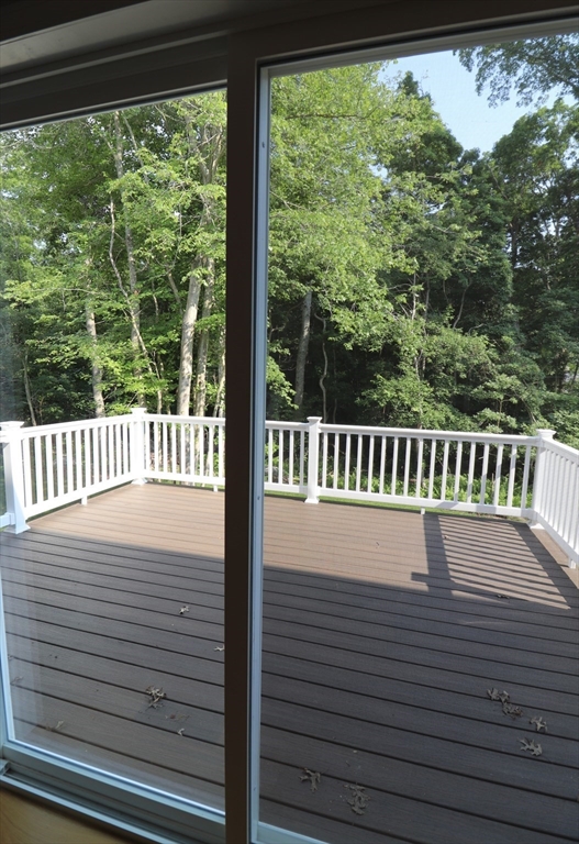 37 Glendale Road, Unit 1 Tiverton, RI 02878 - Photo 18 of 24