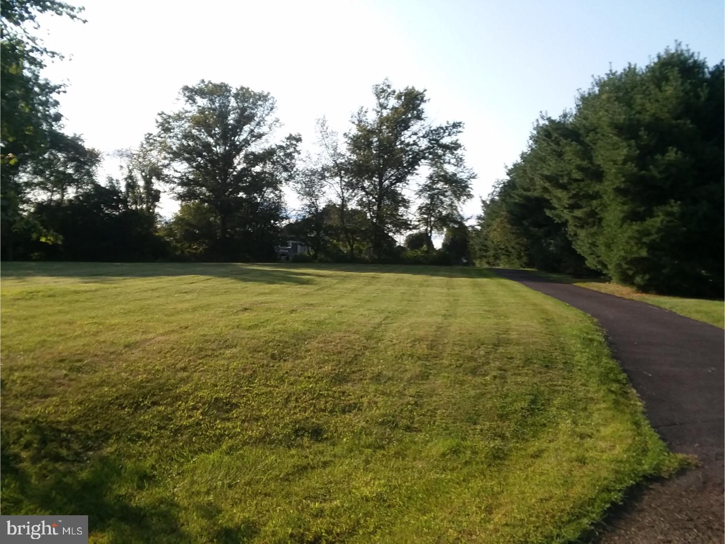 3202 Fisher Road Lansdale, PA 19446 - Photo 6 of 25 Front Yard