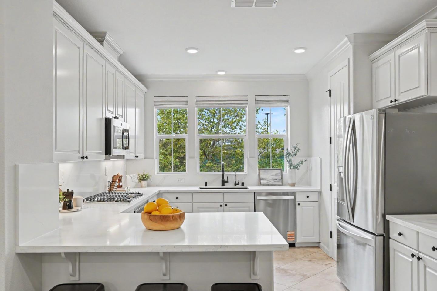 1357 Merry Loop Milpitas, CA 95035 - Photo 12 of 63
