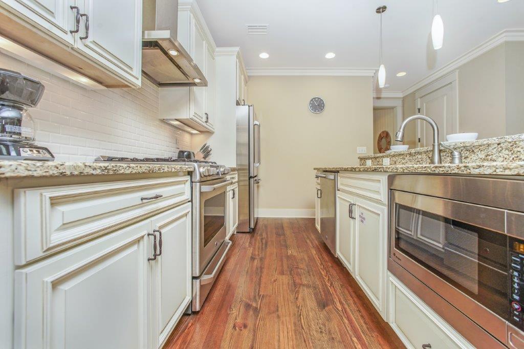 73 Plimsoll Way Santa Rosa Beach, FL 32459 - Photo 23 of 53 Kitchen w/built in microwave