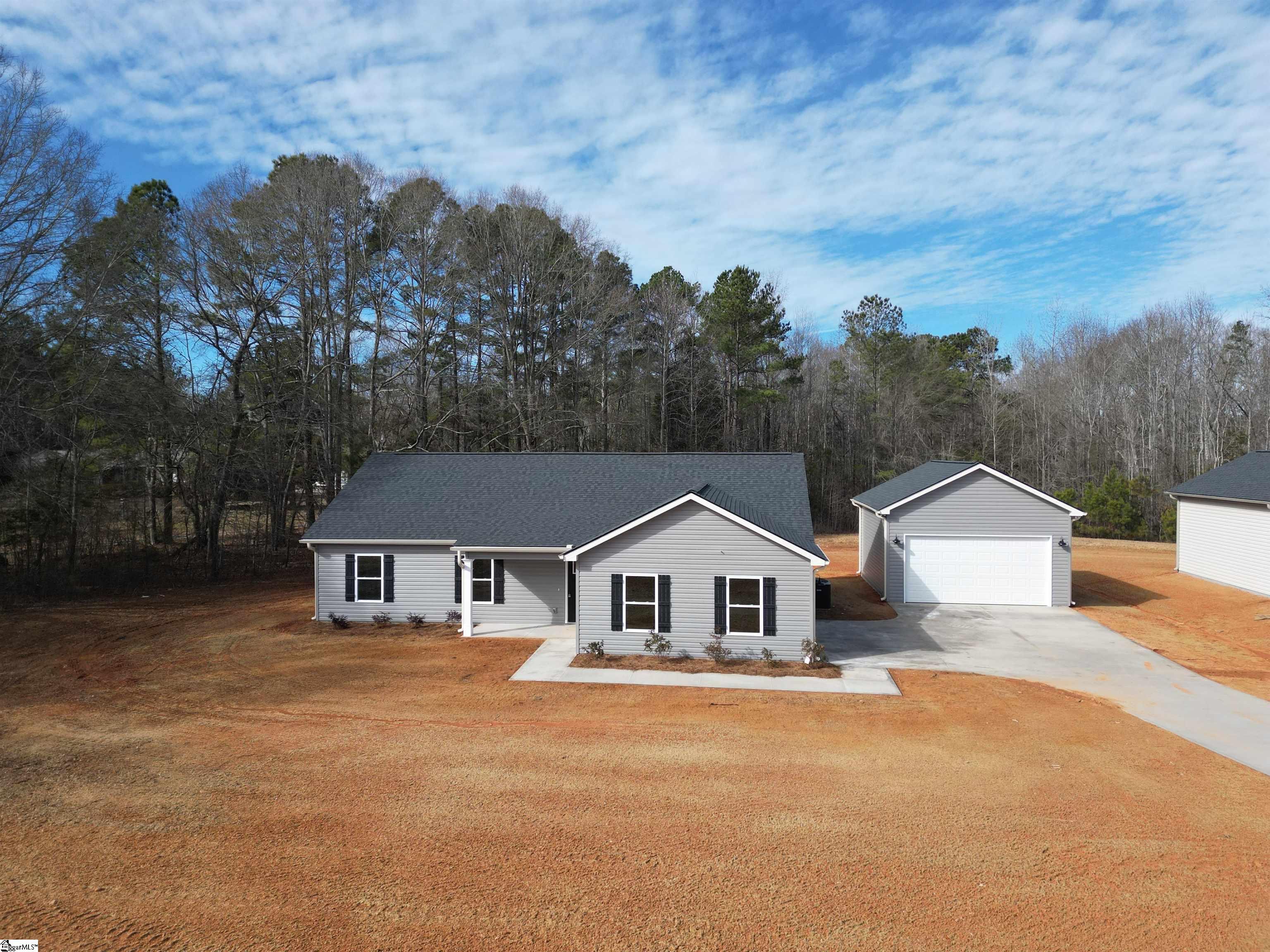 10002 Hwy 252 Ware Shoals Ware Shoals, SC 29692 - Photo 1 of 27
