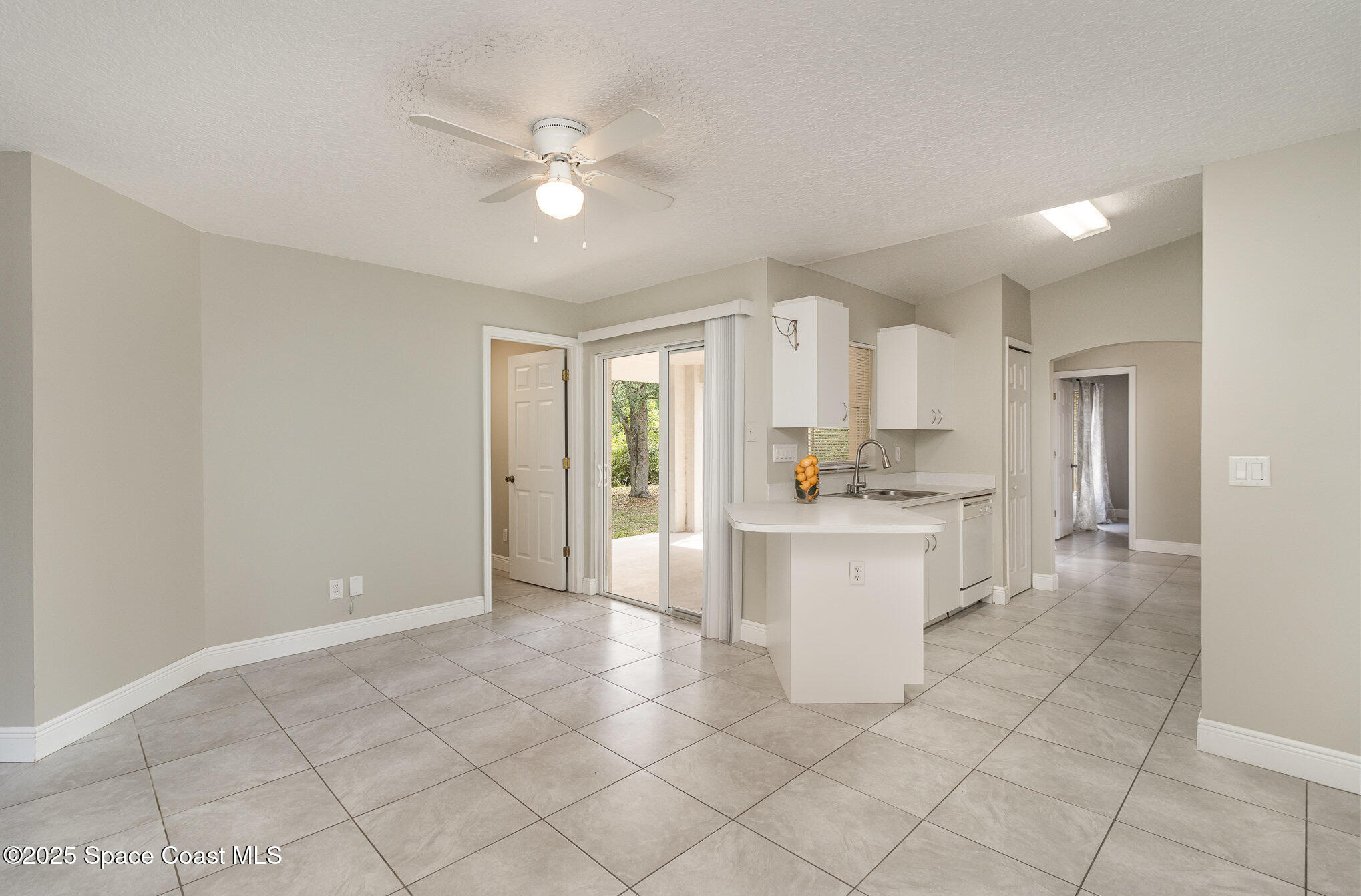 477 Town Road Southwest Palm Bay, FL 32908 - Photo 3 of 15 003_img_1956-edit_48