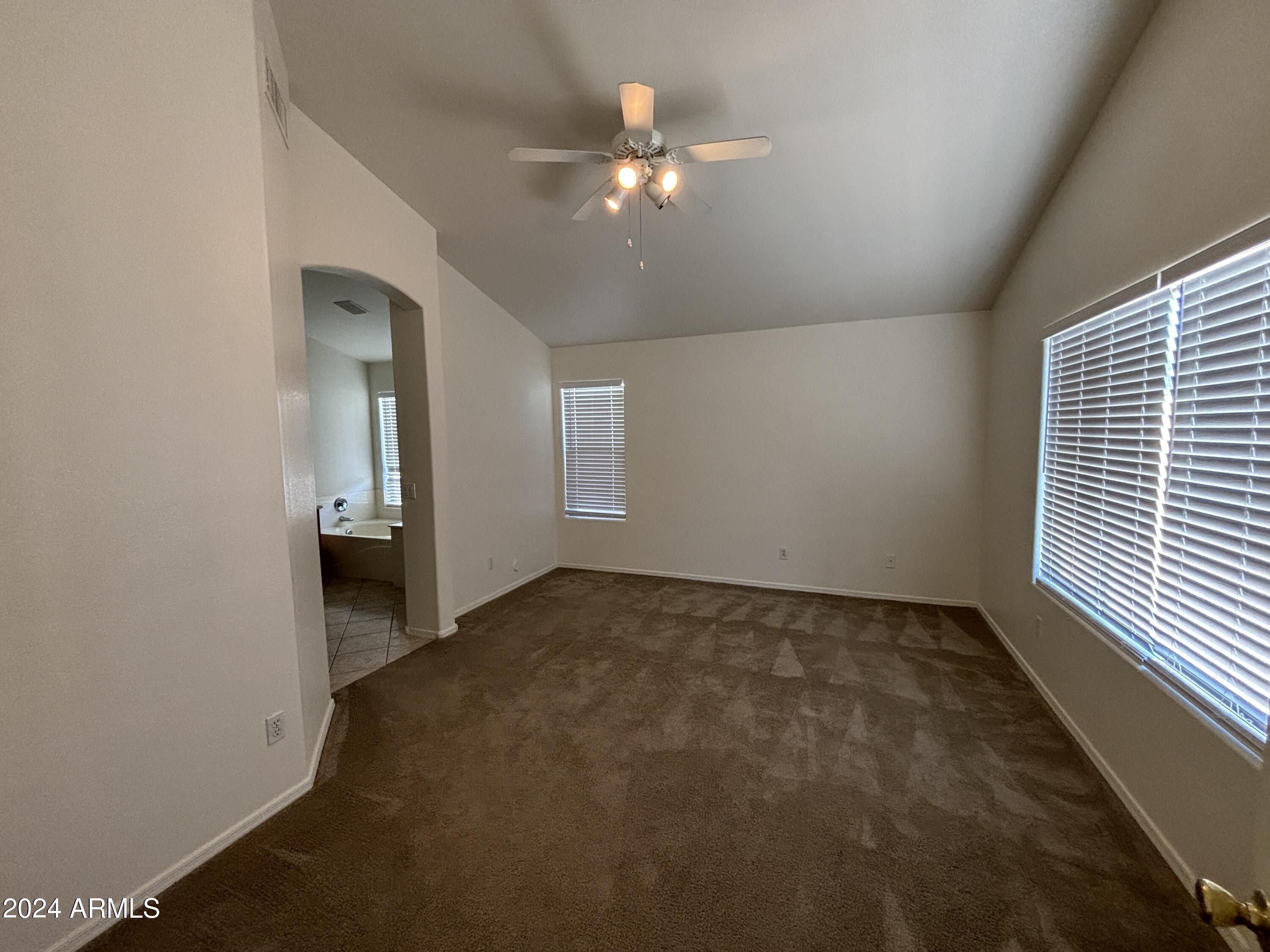 4115 East Rustler Way Gilbert, AZ 85297 - Photo 11 of 31 K