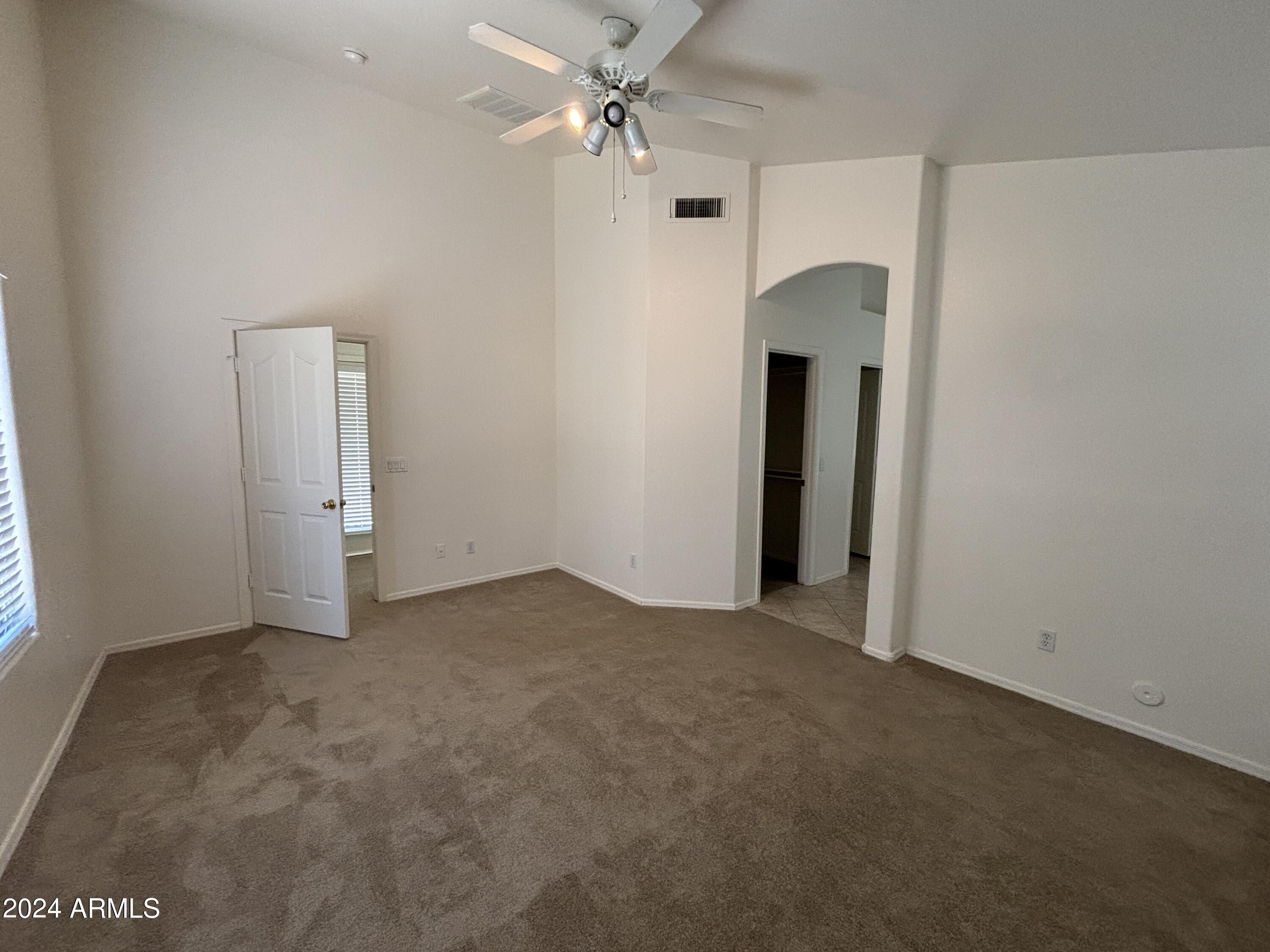 4115 East Rustler Way Gilbert, AZ 85297 - Photo 12 of 31 L