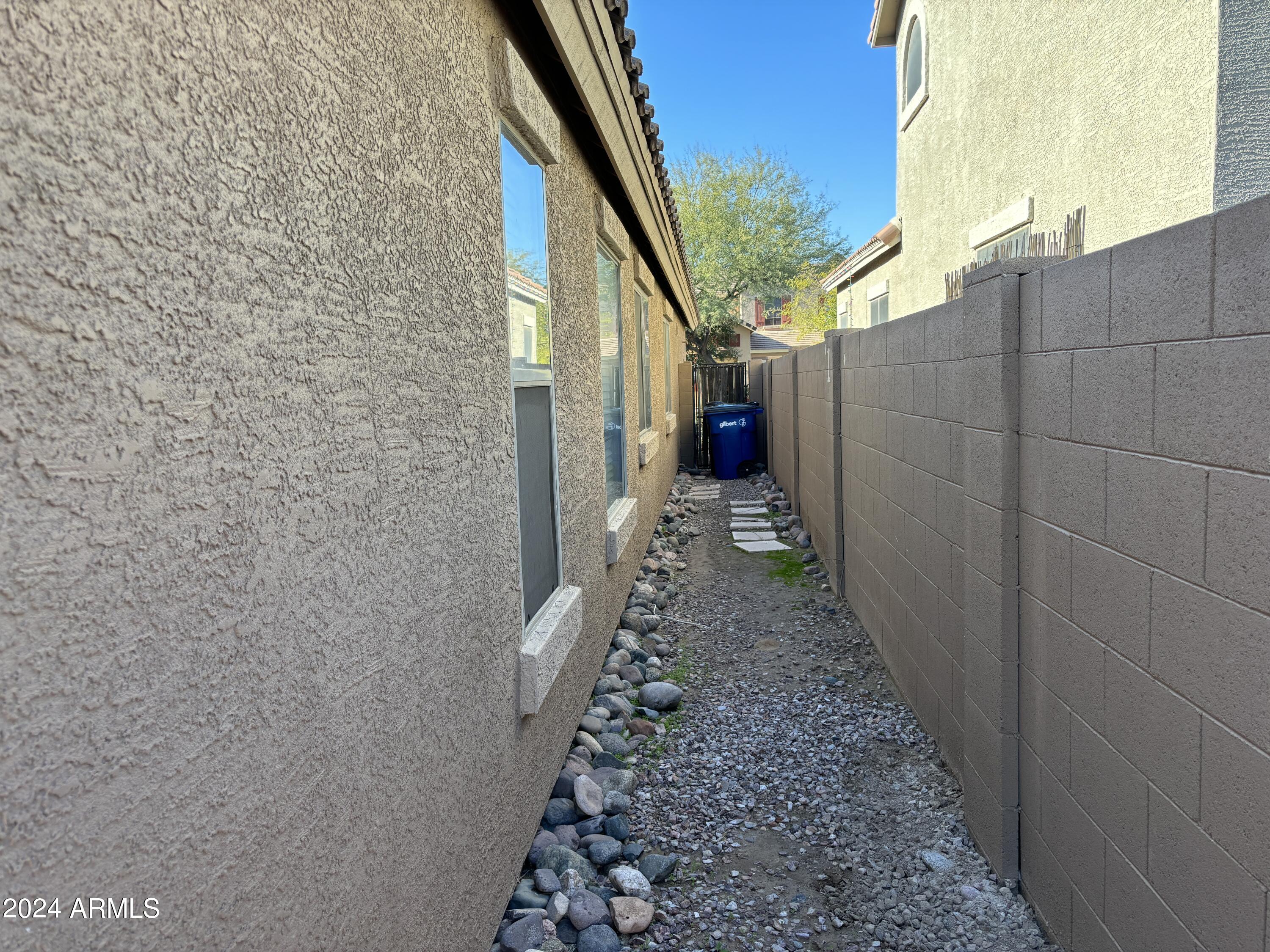 4115 East Rustler Way Gilbert, AZ 85297 - Photo 29 of 31 Z3