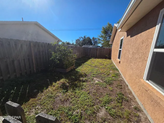 $1,600 | 209 South Mary Ella Avenue, Panama City, FL 32404