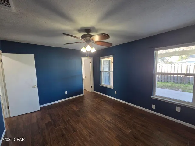 $1,600 | 209 South Mary Ella Avenue, Panama City, FL 32404